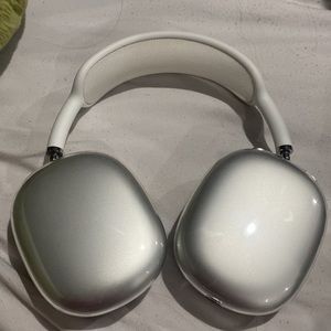 Airpod Pro Maxes